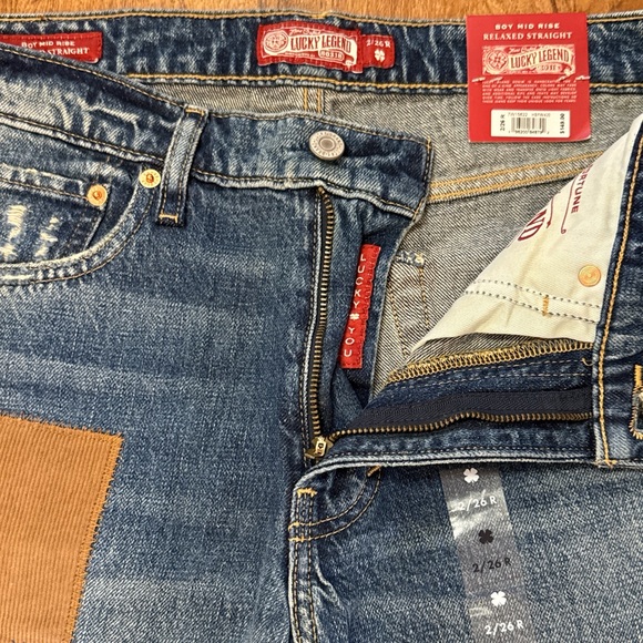 NWT. Lucky Brand Boy Midrise Relaxed Straight Patchwork Jeans. 2/26 R. - Picture 4 of 14